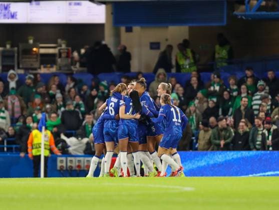 Stamford Bridge, London England, 20th November 2024: Players of Chelsea celebrate Lucy Bronze (22 Chelsea) goal during the UEFA Womens Champions League game between Chelsea and Celtic at Stamford Bridge, London on Wednesday 20th November 2024. (Claire Jeffrey SPP) Copyright: xClairexJeffrey SPPx spp-en-ClJe-CJ-SPP-FOOTBALL-CHEvCEL018