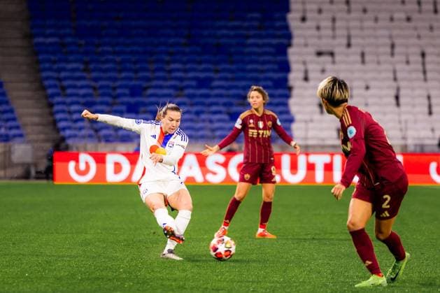 Lyon, France Vanessa Gilles (21 Olympique Lyonnais) in action during the UEFA Women?s Champions League game between Olympique Lyonnais and AS Roma at Groupama Stadium in Lyon, France. (Pauline FIGUET SPP) Copyright: xPaulinexFIGUETx xSPPx spp-en-PaFiSp-PF_OLASR1768