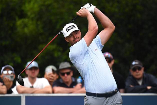 GOLF AUSTRALIAN PGA, Golf Herren French golfer Victor Perez plays a shot during the Australian PGA Championship at Royal Queensland Golf Club in Brisbane, Thursday, November 21, 2024. ( NO ARCHIVING, EDITORIAL USE ONLY, NO USE IN BOOKS WITHOUT CONSENT BRISBANE QUEENSLAND AUSTRALIA  Copyright: xJONOxSEARLEx 20241121146746979846