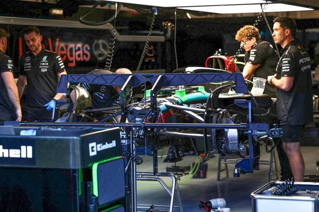 Formula 1 GP Las Vegas USA Thursday, 21 11 2024 Mercedes AMG Petronas F1 Team Formula 1 GP Las Vegas USA Thursday, 21 11 2024 Copyright: xBEAUTIFULxSPORTS Erlhofx
