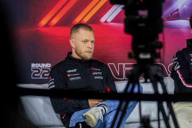 Formula 1 GP Las Vegas USA Thursday, 21 11 2024 Kevin Magnussen 20, MoneyGram Haas F1 Team at the press conference Formula 1 GP Las Vegas USA Thursday, 21 11 2024 Copyright: xBEAUTIFULxSPORTS Erlhofx