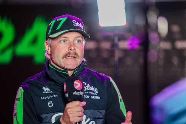Formula 1 GP Las Vegas USA Thursday, 21 11 2024 Valtteri Bottas 77, Stake F1 Team Kick Sauber Formula 1 GP Las Vegas USA Thursday, 21 11 2024 Copyright: xBEAUTIFULxSPORTS Erlhofx