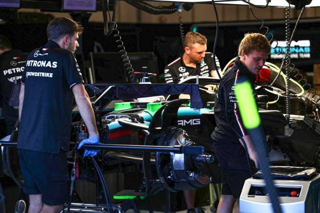 Formula 1 GP Las Vegas USA Thursday, 21 11 2024 Mercedes AMG Petronas F1 Team Formula 1 GP Las Vegas USA Thursday, 21 11 2024 Copyright: xBEAUTIFULxSPORTS Erlhofx