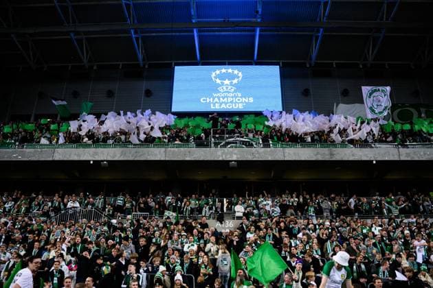241121 Fans of Hammarby during the Women s Champions League football match between Hammarby and Manchester City on November 21, 2024 in Stockholm Photo Simon Hastegard BILDBYRAN kod SH SH0547 fotboll football soccer fotball uefa womens champions league hammarby manchester city dam bbeng publik  Copyright: SIMONxHASTEGARD BB241121SH018