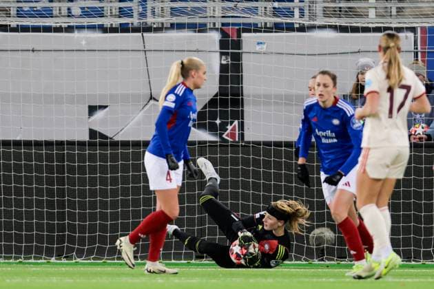 Mesterligaen football women, group C Valerenga Bayern Munich undefined Oslo 20241121 Valerenga s Tove Enblom during the group stage match in the women s championship between Valerenga and Bayern Munich at the Intility Arena Photo Jonas Been Henriksen NTB Oslo Norway EDITORIAL USE ONLY RESTRICTED USE FOR BETTING COMPANIES  Copyright: xJonasxBeenxHenriksenx xNTBx