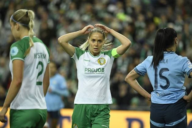 STOCKHOLM, SWEDEN 20241121 Hammarbys captain Alice Carlsson during Thursdays Womens Champions League Group D match between Hammarby IF and Manchester City at Tele2 Arena STOCKHOLM SWEDEN x12180x  Copyright: xJakobxAkerstenxBrodÃ n TTx CHAMPIONS LEAGUE HAMMARBY-MANCHESTER CITY