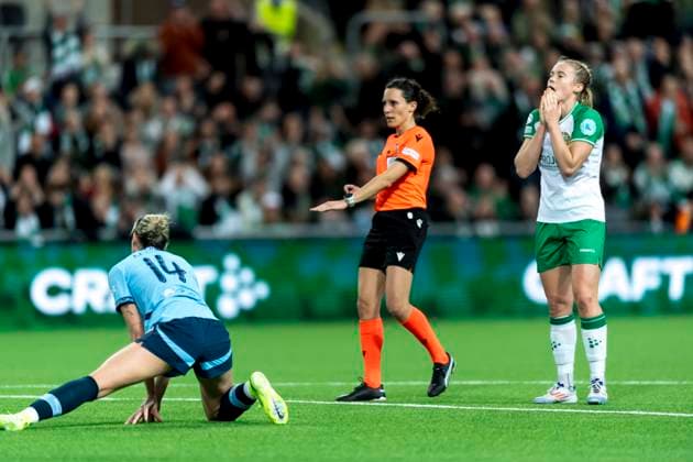 241121 Julie Blakstad of Hammarby looks dejected during the Women s Champions League football match between Hammarby and Manchester City on November 21, 2024 in Stockholm Photo Sara Damne BILDBYRAN kod SD SH0547 fotboll football soccer fotball uefa womens champions league hammarby manchester city dam bbeng depp  Copyright: SARAxDAMNE BB241121SD013