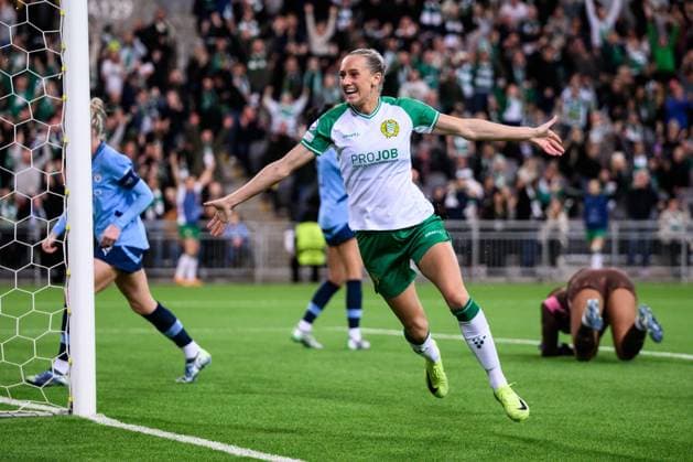 241121 Ellen Wangerheim of Hammarby celebrates after scoring the 1 1 goal during the Women s Champions League football match between Hammarby and Manchester City on November 21, 2024 in Stockholm Photo Simon Hastegard BILDBYRAN kod SH SH0547 fotboll football soccer fotball uefa womens champions league hammarby manchester city dam bbeng bbauto jubel  Copyright: SIMONxHASTEGARD BB241121SH035