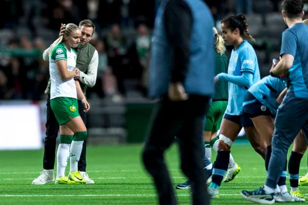 241121 Anna Josendal and Head coach Martin Sjögren of Hammarby after the Women s Champions League football match between Hammarby and Manchester City on November 21, 2024 in Stockholm Photo Sara Damne BILDBYRAN kod SD SH0547 fotboll football soccer fotball uefa womens champions league hammarby manchester city dam bbeng depp  Copyright: SARAxDAMNE BB241121SD032