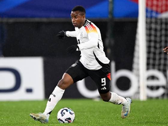 VALENCIENNES - Youssoufa Moukoko of Germany U21, U 21 during the friendly Interland match between France U21 and Germany U21 at Stade du Hainaut on Nov. 19, 2024 in Valenciennes, France. ANP Hollandse Hoogte International Friendly, Länderspiel, Nationalmannschaft 2024 25 xVIxANPxSportx xGerritxvanxKeulenxIVx 513968035 originalFilename: 513968035.jpg