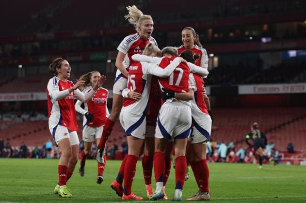 London, England, 21st November 2024. Lina Hurtig of Arsenal celebrates after scoring the opening goal during the UEFA Womens Champions League match at the Emirates Stadium, London. Picture credit should read: Paul Terry Sportimage EDITORIAL USE ONLY. No use with unauthorised audio, video, data, fixture lists, club league logos or live services. Online in-match use limited to 120 images, no video emulation. No use in betting, games or single club league player publications. SPI-3462-0021