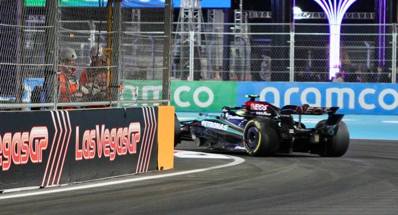 First training of formula 1 heineken silver las vegas grand prix. (spo) first training of formula 1 heineken silver las vegas grand prix. November 21, 2024, las vegas, nevada, usa: drivers are seen racing during the first training of formula 1 las vegas grand prix taking place from november 21-23, 2024 at las vegas strip circut. Credit: niyi fote thenews2 (Foto: Niyi Fote Thenews2 imago images) SPO  Copyright: xNiyixFotex