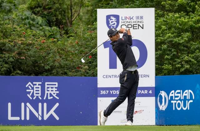 November 22, 2024, Hong Kong, Hong Kong Sar, China: Link Hong Kong Open Golf Hong Kongs Taichi Kho on the leaderboard during the 2nd round of the Asian Tour event. Hong Kong China - ZUMAr144 20241122_zap_r144_013 Copyright: xJaynexRussellx