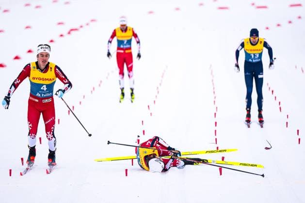 Bilder des Jahres 2024, Sport 11 November Sport Themen der Woche KW47 Sport Bilder des Tages 241122 Amund Korsaeth of Norway in pain during the men™s cross-country skiing sprint semi-final during Beitosprinten 2020 on November 22, 2024 in Beitostolen. Photo: Marius Simensen BILDBYRAN COP 238 bbeng beitosprinten beitostolen cross-country skiing langrenn mens sprint norge skidor *** 241122 Amund Korsaeth of Norway in pain during the men™s cross country skiing sprint semi final during Beitosprinten 2020 on November 22, 2024 in Beitostolen Photo Marius Simensen BILDBYRAN COP 238 bbeng beitosprinten beitostolen cross country skiing langrenn mens sprint norge skidor  Copyright: MARIUSxSIMENSEN BB241122BB406