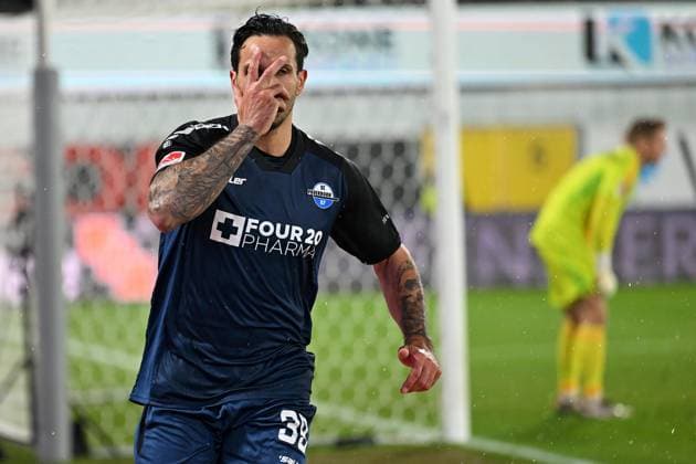 Paderborn, Home Deluxe Arena, 22 11 24, GER, Herren, 2 Bundesliga, Saison 2024 2025, SC Paderborn 07 1 FC Nuernberg Bild Adriano GRIMALDI Paderborn jubilates after his goal for 1 0 Only for editorial use DFL regulations prohibit any use of photographs as image sequences and or quasi video NRW Germany