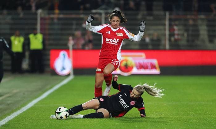 Fatma Sakar in a duel with Nina Lührßen Action Match scene Sport Football Soccer Women Women DFB Cup Round of 16 Season 2024 2025 22 11 2024 1 FC Union Berlin vs SG Eintracht Frankfurt SGE DFL regulations prohibit any use of photographs as image sequences and or quasi video