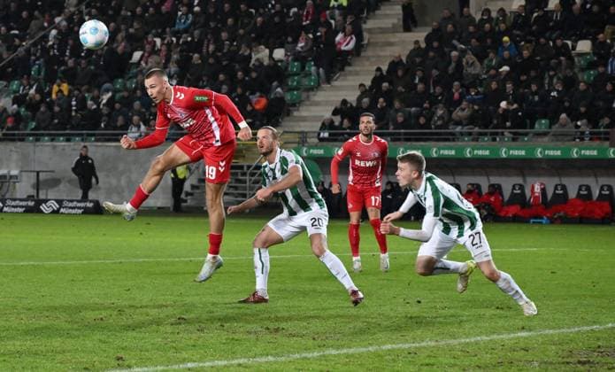 Tim Lemperle 1 FC Koeln , left , scores the goal with this header to 0 1 22 11 2024, Soccer 2 Bundesliga, Matchday 13, Season 2024 2025 Preußen Münster 1 FC Köln Muenster Preussenstadion Nordrhein Westfalen Germany Team2