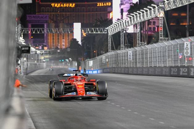LAS VEGAS, NV - NOVEMBER 21: Scuderia Ferrari driver Charles Leclerc (16) of Monaco races down Las Vegas Blvd during free practice 2 of the Formula 1 Heineken Las Vegas Grand Prix on November 21, 2024, at the Las Vegas Street Circuit in Las Vegas, Nevada. (Photo by Ken Murray Icon Sportswire) AUTO: NOV 21 F1 Heineken Silver Las Vegas Grand Prix EDITORIAL USE ONLY Icon241121138