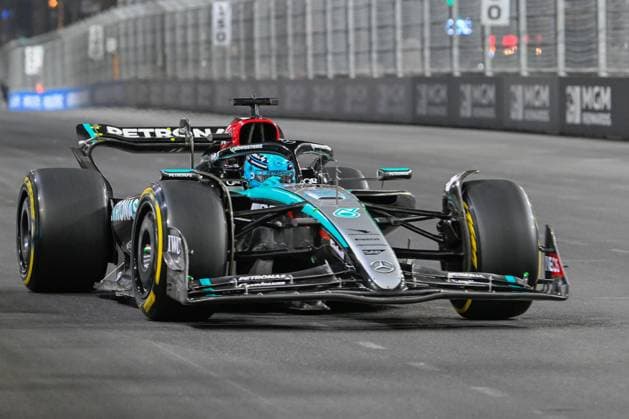 LAS VEGAS, NV - NOVEMBER 21: Mercedes AMG Petronas F1 Team driver George Russell (63) of the United Kingdom enters turn 14 during free practice 2 of the Formula 1 Heineken Las Vegas Grand Prix on November 21, 2024, at the Las Vegas Street Circuit in Las Vegas, Nevada. (Photo by Ken Murray Icon Sportswire) AUTO: NOV 21 F1 Heineken Silver Las Vegas Grand Prix EDITORIAL USE ONLY Icon241121143