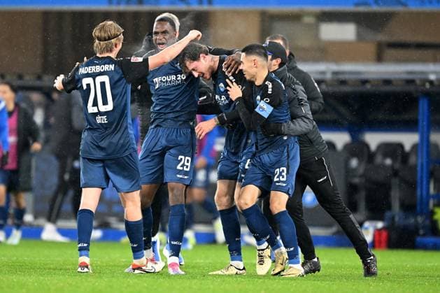 Paderborn, Home Deluxe Arena, 22 11 24, GER, Herren, 2 Bundesliga, Saison 2024 2025, SC Paderborn 07 1 FC Nuernberg Bild Calvin BRACKELMANN Paderborn jubilates after his goal for 3 2 Only for editorial use DFL regulations prohibit any use of photographs as image sequences and or quasi video NRW Germany
