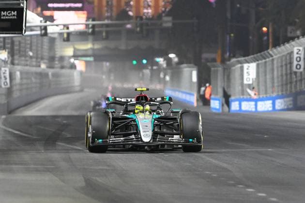 LAS VEGAS, NV - NOVEMBER 21: Mercedes AMG Petronas F1 Team driver Lewis Hamilton (44) of the United Kingdomraces down Las Vegas Blvd during free practice 2 of the Formula 1 Heineken Las Vegas Grand Prix on November 21, 2024, at the Las Vegas Street Circuit in Las Vegas, Nevada. (Photo by Ken Murray Icon Sportswire) AUTO: NOV 21 F1 Heineken Silver Las Vegas Grand Prix EDITORIAL USE ONLY Icon241121207