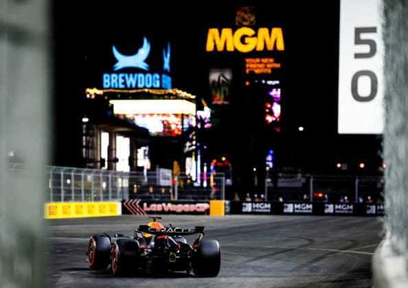 LAS VEGAS - Max Verstappen (Red Bull Racing) during 3rd free practice for the Las Vegas Grand Prix. ANP SEM VAN DER WAL xVIxANPxSportx xxANPxIVx 514049120 originalFilename: 514049120.jpg