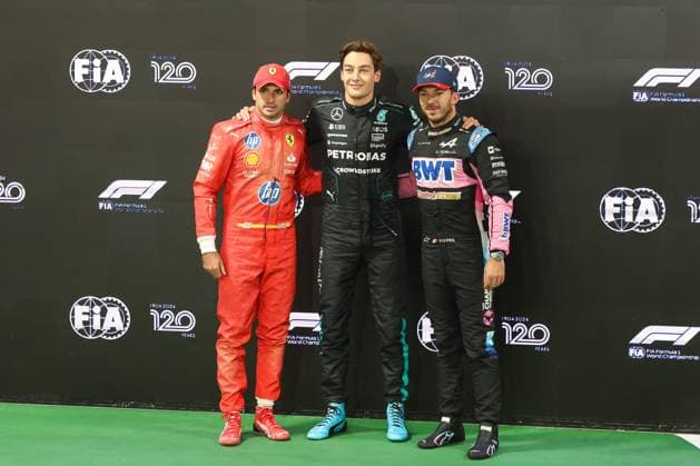 Sport Themen der Woche KW47 Sport Bilder des Tages l-r: 2 Startplatz, Carlos Sainz jr. (Scuderia Ferrari HP), Poleposition, George Russell (Mercedes-AMG), 3 Startplatz, Pierre Gasly (Alpine), Grosser Preis von Las Vegas, Motorsport, Herren, Formel 1, Qualifying, 22.11.2024 Las Vegas Nevada USA *** l r 2 grid position, Carlos Sainz jr Scuderia Ferrari HP , Pole position, George Russell Mercedes AMG , 3 grid position, Pierre Gasly Alpine , Las Vegas Grand Prix, Motorsport, Men, Formula 1, Qualifying, 22 11 2024 Las Vegas Nevada USA Copyright: xkolbert-press ChristianxKolbertx