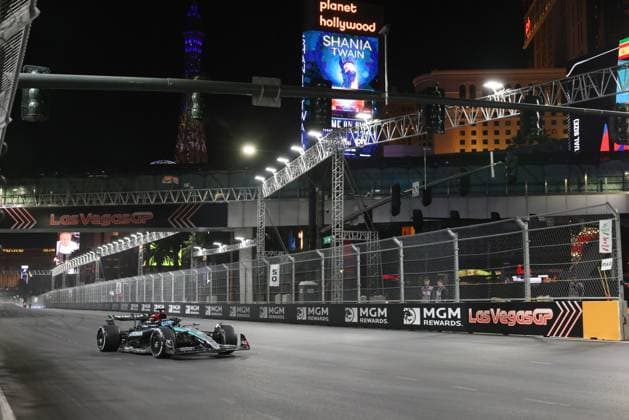 LAS VEGAS, NV - NOVEMBER 22: George Russell (63) Mercedes-AMG PETRONAS F1 Team in action during practice for the F1 Heineken Silver Las Vegas Grand Prix on Friday, Nov. 22, 2024, at the Las Vegas Street Circuit in Las Vegas, Nevada. (Photo by Marc Sanchez Icon Sportswire) AUTO: NOV 22 F1 Heineken Silver Las Vegas Grand Prix EDITORIAL USE ONLY Icon1442411224981