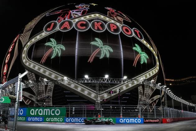 November 22, 2024: A vehicle speeds by the Sphere during qualifying at the F1 Las Vegas Grand Prix in Las Vegas, NV. CSM. Las Vegas United States of America - ZUMAc04_ 20241122_zma_c04_334 Copyright: xChristopherxTrimx