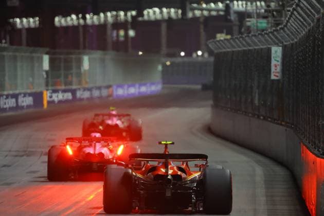 FORMULA 1 HEINEKEN SILVER LAS VEGAS GRAND PRIX 2024 22 11 2024, Las Vegas Street Circuit, Las Vegas, FORMULA 1 HEINEKEN SILVER LAS VEGAS GRAND PRIX 2024 ,in the picture Carlos Sainz Jr ESP , Scuderia Ferrari HP, Esteban Ocon FRA , Alpine F1 Team, Pierre Gasly FRA nordphotoxGmbHx xBratic nph00250