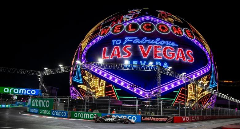 Formula 1 2024: F1 Las Vegas Grand Prix P3 NOV 22 November 22 2024 Las Vegas NV, USA Haas F1 Team driver Nico Hulkenberg (27) of Team Germany coming out of the T mobile zone at the Sphere during the Formula 1 Heineken Sliver Las Vegas Grand Prix P3 in Las Vegas, NV Thurman James CSM (Credit Image: Â Thurman James Cal Media) Las Vegas Nv USA EDITORIAL USE ONLY Copyright: xx ZUMA-20241122_zma_c04_357.jpg ThurmanxJamesx csmphotothree323561
