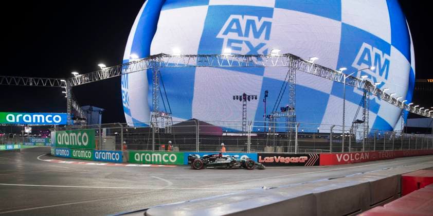 Formula 1 2024: F1 Las Vegas Grand Prix P3 NOV 22 November 22 2024 Las Vegas NV, USA Mercedes AMG Petronas Motorsport driver George Russell (63) of Team United Kingdom coming out of the T mobile zone at the Sphere during the Formula 1 Heineken Sliver Las Vegas Grand Prix P3 in Las Vegas, NV Thurman James CSM (Credit Image: Â Thurman James Cal Media) Las Vegas Nv USA EDITORIAL USE ONLY Copyright: xx ZUMA-20241122_zma_c04_370.jpg ThurmanxJamesx csmphotothree323574