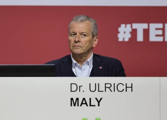 23 11 2024 Football season 2024 2025 2 Football Bundesliga General Meeting Annual General Meeting JHV 2024 Sportfoto Zink DaMa xdaxmax Dr Ulrich Maly former Lord Mayor of the City of Nuremberg pensive