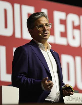 23 11 2024 Football season 2024 2025 2 Football Bundesliga General Meeting Annual General Meeting JHV 2024 Sportfoto Zink DaMa xdaxmax Stefan Heim Chief Financial Officer for Accounting Controlling and Financial Accounting 1 FC Nürnberg FCN speaks to members