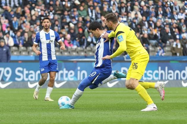23 11 2024, xtgx, Fussball 2 Bundesliga, Hertha BSC Berlin SSV Ulm 1846 emspor, v l Ibrahim Maza Hertha, 10 schiesst Tor, schießt, Torschuetze, erzielt Tor, Treffer, scores the goal 1 0 DFL DFB REGULATIONS PROHIBIT ANY USE OF PHOTOGRAPHS as IMAGE SEQUENCES and or QUASI VIDEO Berlin