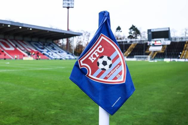 Sport, Football, Regionalliga West Season 2024 2025 16 Matchday KFC Uerdingen MSV Duisburg 23 11 2024, Grotenburg Stadium Corner flag with the logo of KFC Uerdingen Krefeld Grotenburg Stadium North Rhine-Westphalia Germany