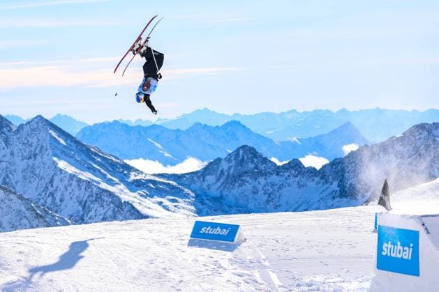 Bilder des Jahres 2024, Sport 11 November Sport Themen der Woche KW47 FREESTYLE SKIING - FIS WC Slopestyle Stubai NEUSTIFT,AUSTRIA,23.NOV.24 - FREE SKI, FREESTYLE SKIING - FIS Freeski Slopestyle World Cup, men. Image shows Matej Svancer (AUT).  GEPAxpictures xMathiasxMandl