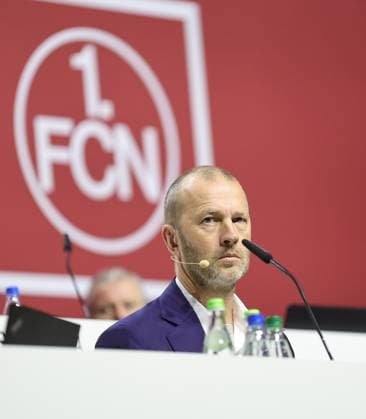 23 11 2024 Football season 2024 2025 2 Football Bundesliga General Meeting Annual General Meeting JHV 2024 Sportfoto Zink DaMa xdaxmax Niels Rossow Board Strategy Marketing 1 FC Nürnberg FCN thoughtful