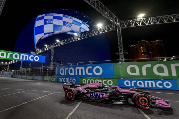 Las Vegas - 22-11-2024, Las Vegas Strip Circuit, Pierre Gasly at the Formula 1 United States of America Grand Prix 2024 Friday Formula 1 United States of America Grand Prix 2024 Friday  x26798644x Copyright: