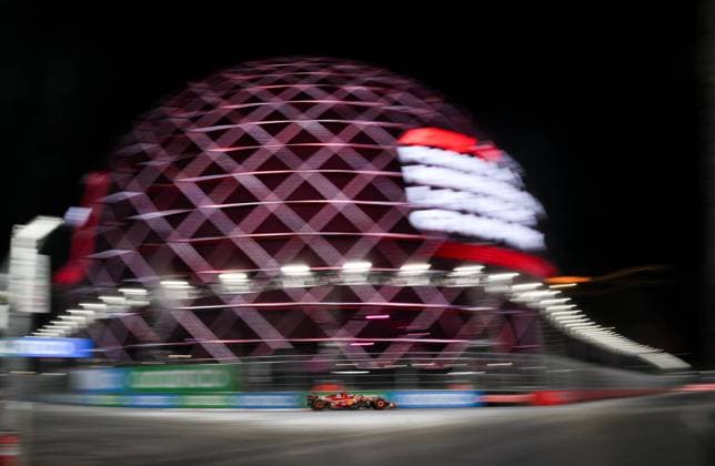 November 23, 2024, Las Vegas, Nevada, USA: Moments from the track with the stunning sphere during the Formula One Qualifying of the Las Vegas Grand Prix. Las Vegas USA - ZUMAo117 20241123_zsp_o117_051 Copyright: xMikaelxOnax