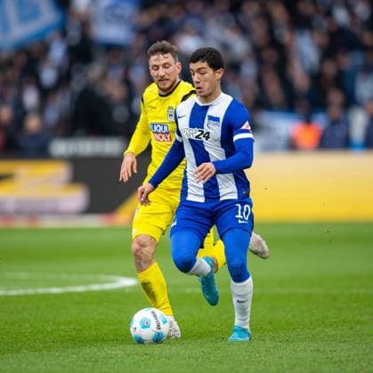 Soccer, Men, Season 2024 2025, 2 Bundesliga 13 Matchday , Hertha BSC SSV Ulm, v l Philipp Maier SSV Ulm , Ibrahim Maza Hertha BSC , 23 11 2024, Copyright: xSebastianxRäppold MatthiasxKochx