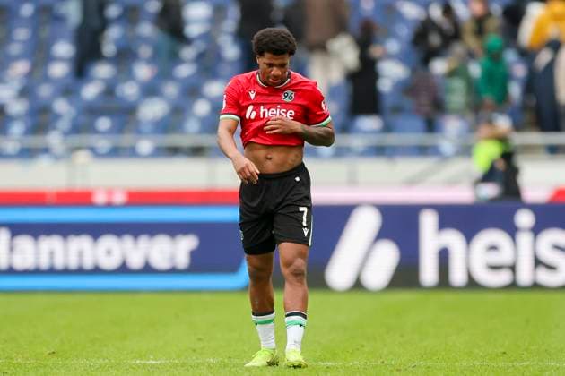 Jessic Ngankam Hannover 96 looks disappointed, 2 Bundesliga, Hannover 96 vs SV Darmstadt 98, Heinz von Heiden Arena on November 23, 2024 in Hanover, Germany Photo by Marco Steinbrenner DeFodi Images Jessic Ngankam Hannover 96 looks disappointed, 2 Bundesliga, Hannover 96 vs SV Darmstadt 98, Heinz von Heiden Arena, November 23, 2024 in Hanover, Germany Photo by Marco Steinbrenner DeFodi Images DFB DFL REGULATIONS PROHIBIT ANY USE OF PHOTOGRAPHS AS IMAGE SEQUENCES AND OR QUASI VIDEO Defodi 700 hannover darmstadt 20241123 077 Defodi-700 DFB DFL REGULATIONS PROHIBIT ANY USE OF PHOTOGRAPHS AS IMAGE SEQUENCES AND OR QUASI-VIDEO.