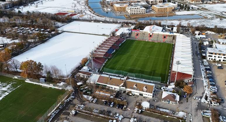 Football, FC Bayern Munich acquires Sportpark Unterhaching - Archive pictures
