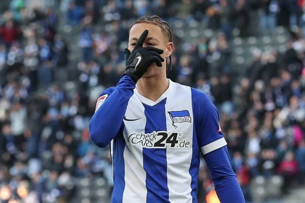 23 11 2024, xtgx, Fussball 2 Bundesliga, Hertha BSC Berlin SSV Ulm 1846 emspor, v l Derry Scherhant Hertha, 39 Jubel, Torjubel, jubelt ueber das Tor, celebrate the goal, celebration DFL DFB REGULATIONS PROHIBIT ANY USE OF PHOTOGRAPHS as IMAGE SEQUENCES and or QUASI VIDEO Berlin
