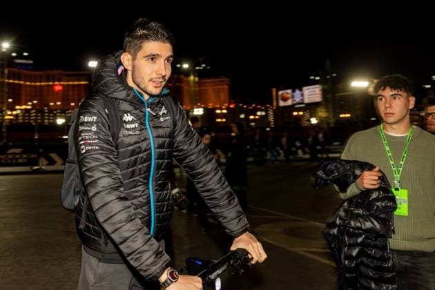 23rd November 2024; Las Vegas, Nevada, USA. F1 Las Vegas Grand Prix; Race Day; Esteban Ocon (31) of France and team BTW Alpine F1 Team arrives at the paddock  ActionPlus12719407 BobxKupbens