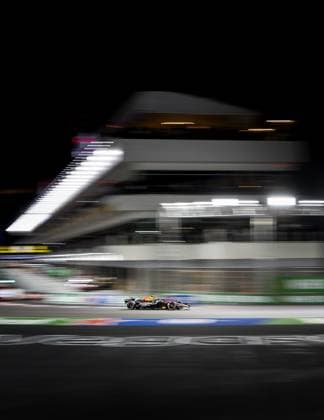 LAS VEGAS - Max Verstappen (Red Bull Racing) in action during the Las Vegas Grand Prix. ANP SEM VAN DER WAL xVIxANPxSportx xxANPxIVx 514143535 originalFilename: 514143535.jpg