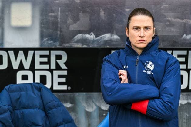 241123 KAA GENT LADIES VS STANDARD headcoach Heleen Jaques of KAA Gent Ladies pictured before a female soccer game between KAA Gent Ladies and Standard Femina de Liege on the 11 th matchday of the 2024 - 2025 season of the Belgian Lotto Womens Super League , on Saturday 23 November 2024 in Gent , BELGIUM . PHOTO SPORTPIX Stijn Audooren  Copyright: xSportpix.bex xStijnxAudoorenxStijnxAudoorenx