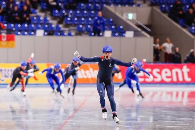 Bilder des Jahres 2024, Sport 11 November Sport Themen der Woche KW47 Sport Bilder des Tages NAGANO, M-Wave, 24-11-2024 , season 2024 2025, ISU World Cup Speedskating. during Worldcup Nagano 24-11-2024 mass start men Timothy Loubineaud wins Worldcup Nagano 24-11-2024  x26809568x Copyright: