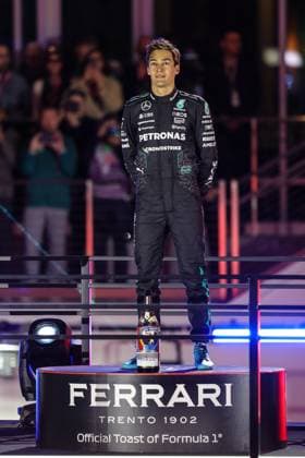 Formula 1 2024: Formula 1 Las Vegas Grand Prix NOV 23. November 23, 2024: Mercedes-AMG Petronas F1 Team driver George Russell (63) stands on the podium after finishing in first place during the Formula One Heineken Silver Las Vegas Grand Prix 2024 on the Las Vegas Street Circuit in Las Vegas, NV. Christopher Trim CSM. (Credit Image: Â Christopher Trim Cal Media) Las Vegas Nevada United States of America EDITORIAL USE ONLY Copyright: xx ZUMA-20241123_zma_c04_938.jpg ChristopherxTrimx csmphotothree324888