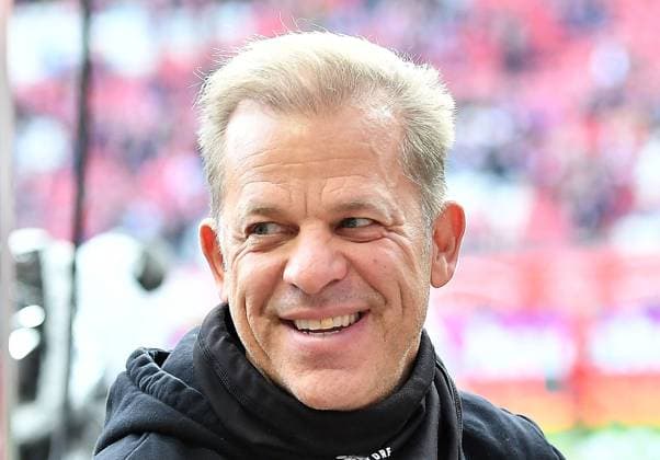 24 11 2024, xhbx, Soccer 2 Bundesliga, 1 FC Kaiserslautern Eintracht Braunschweig emspor, v l Coach Markus Anfang 1 FC Kaiserslautern DFL DFB REGULATIONS PROHIBIT ANY USE OF PHOTOGRAPHS as IMAGE SEQUENCES and or QUASI VIDEO Kaiserslautern